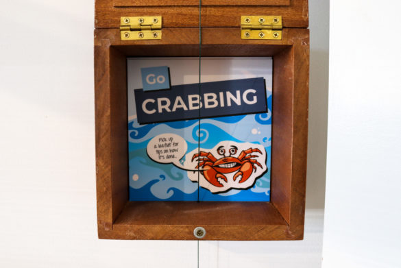 Swanage Pier Visitor Centre 'Go Crabbing' sign