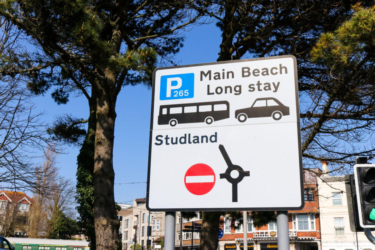 Sign in Swanage town for Main Beach car park