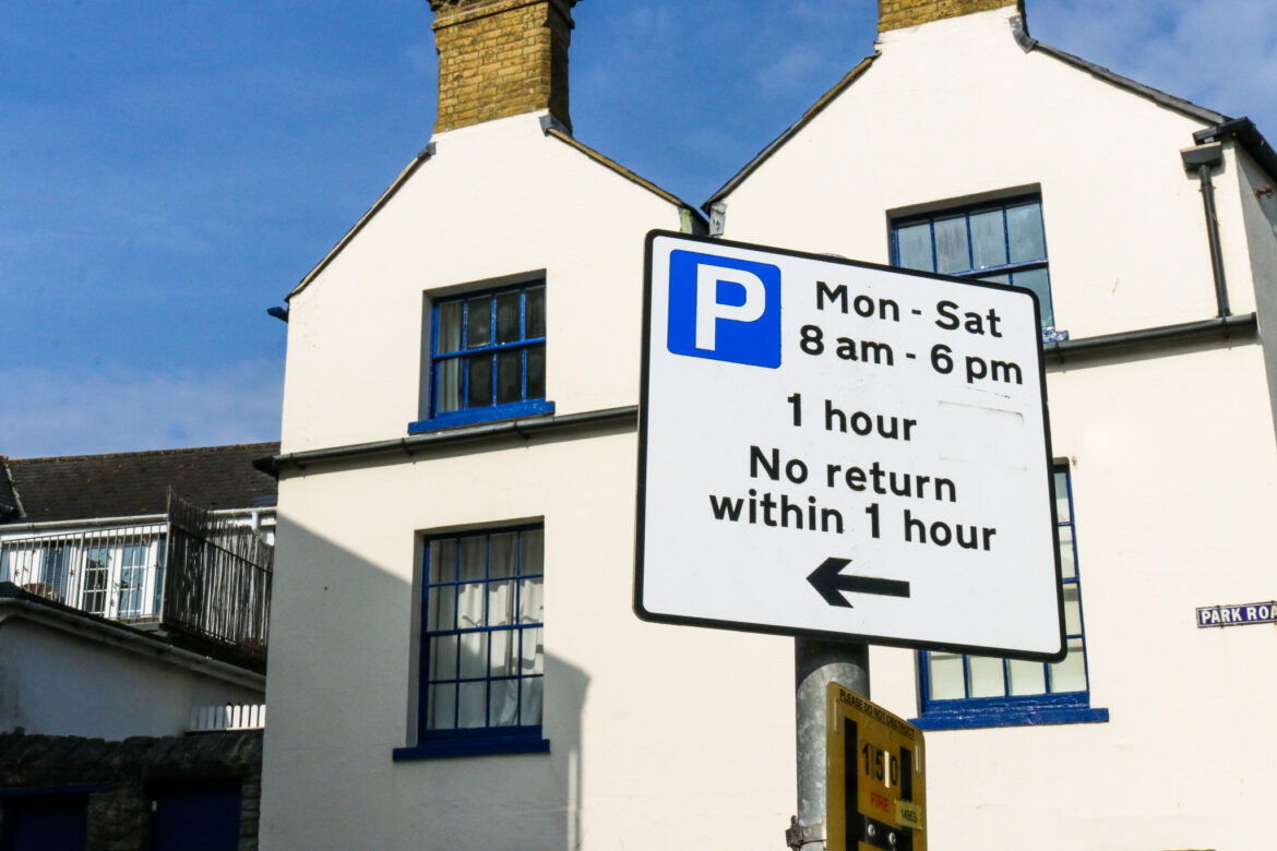 Free on-street parking sign outside on High Street in Swanage