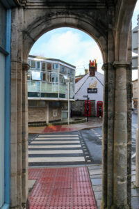 Archway through to Swanage Library and The Anchor Inn